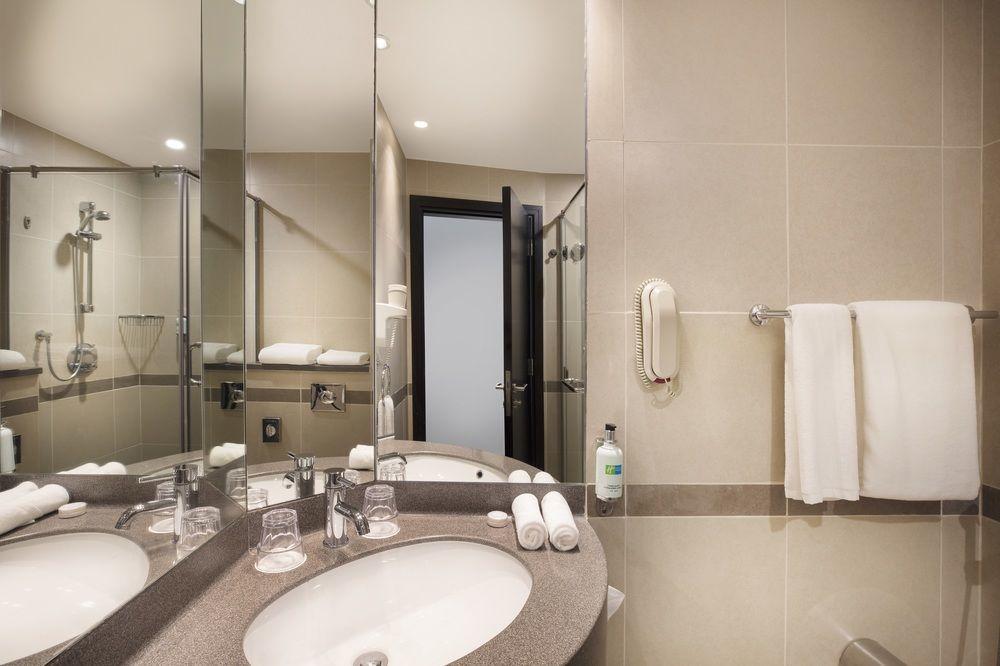 Holiday Inn Express Dubai Safa Park, An Ihg Hotel Exteriér fotografie